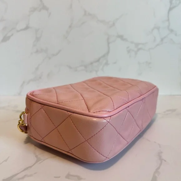 SOLD Small Vintage CHANEL Pink Lambskin Camera Bag - Picture 7 of 13